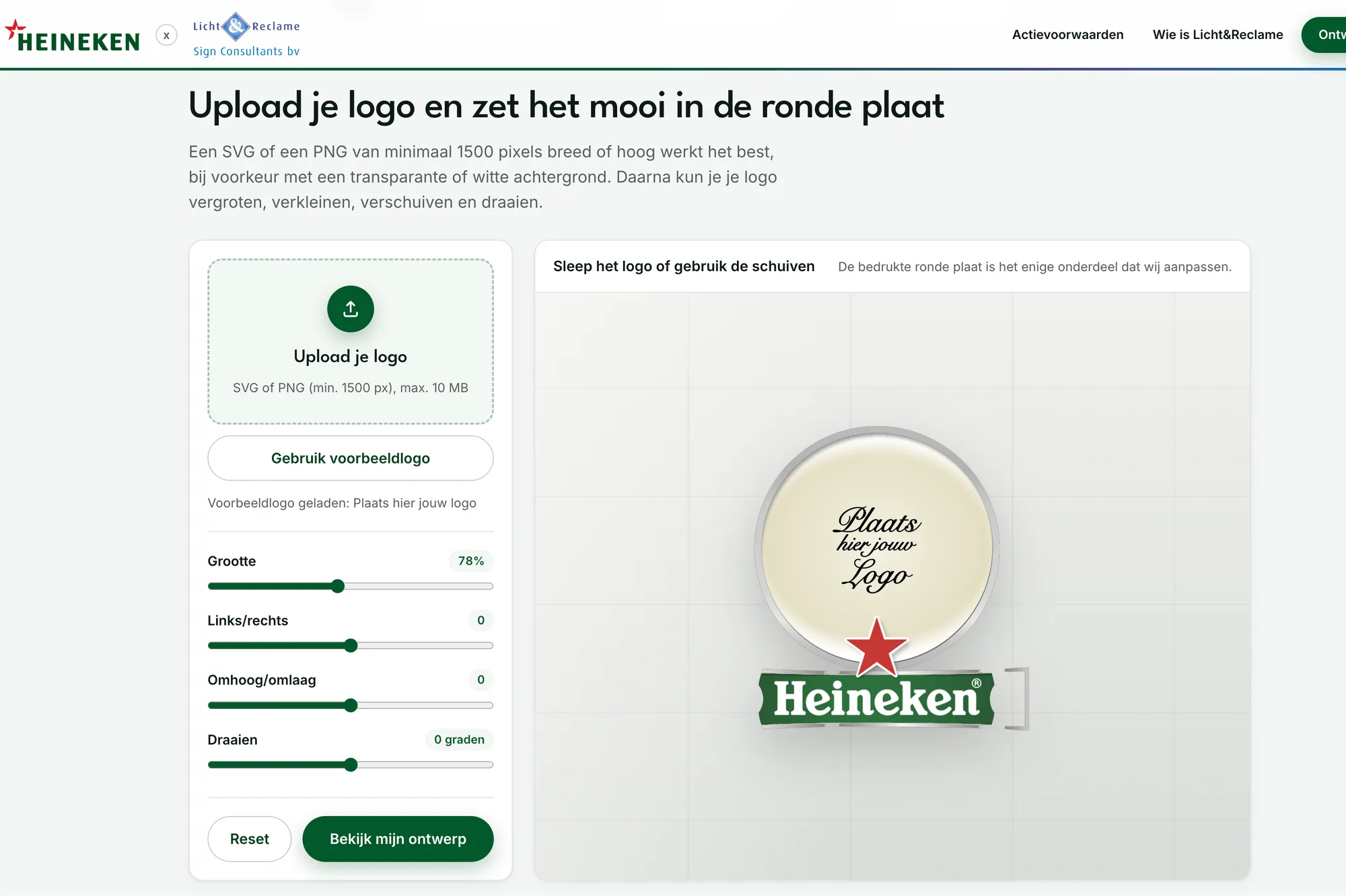 Ontwerptool: logo uploaden en met schuifjes vergroten, verschuiven en draaien, met een voorbeeld van de lichtbak